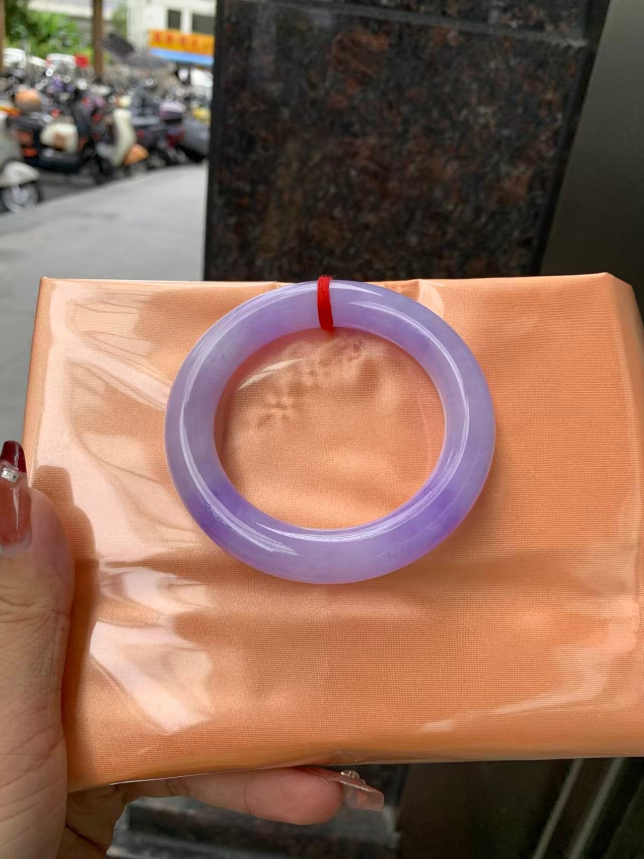 Enchanting Deep Purple Round Bangle