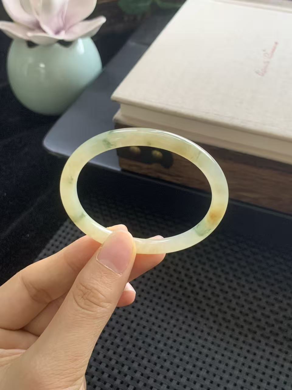 Icy, Lustrous Yellow Fei Jadeite Bracelet with Light Green Floating Hues