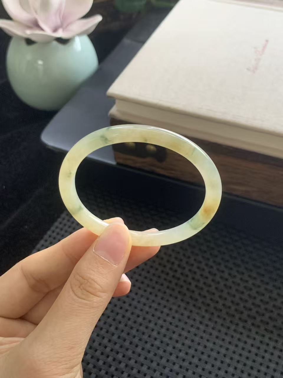 Icy, Lustrous Yellow Fei Jadeite Bracelet with Light Green Floating Hues