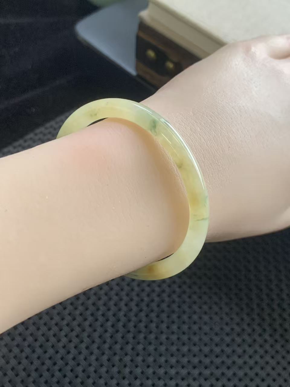 Icy, Lustrous Yellow Fei Jadeite Bracelet with Light Green Floating Hues