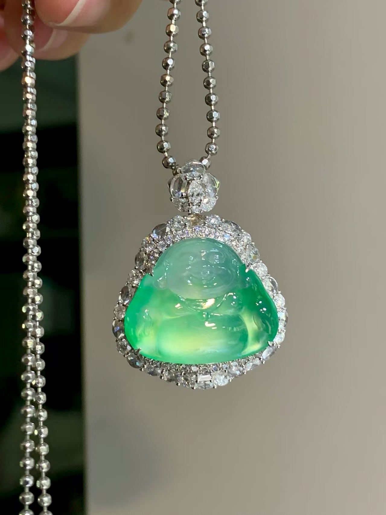 18K Gold-Inlaid Seated Buddha Pendant