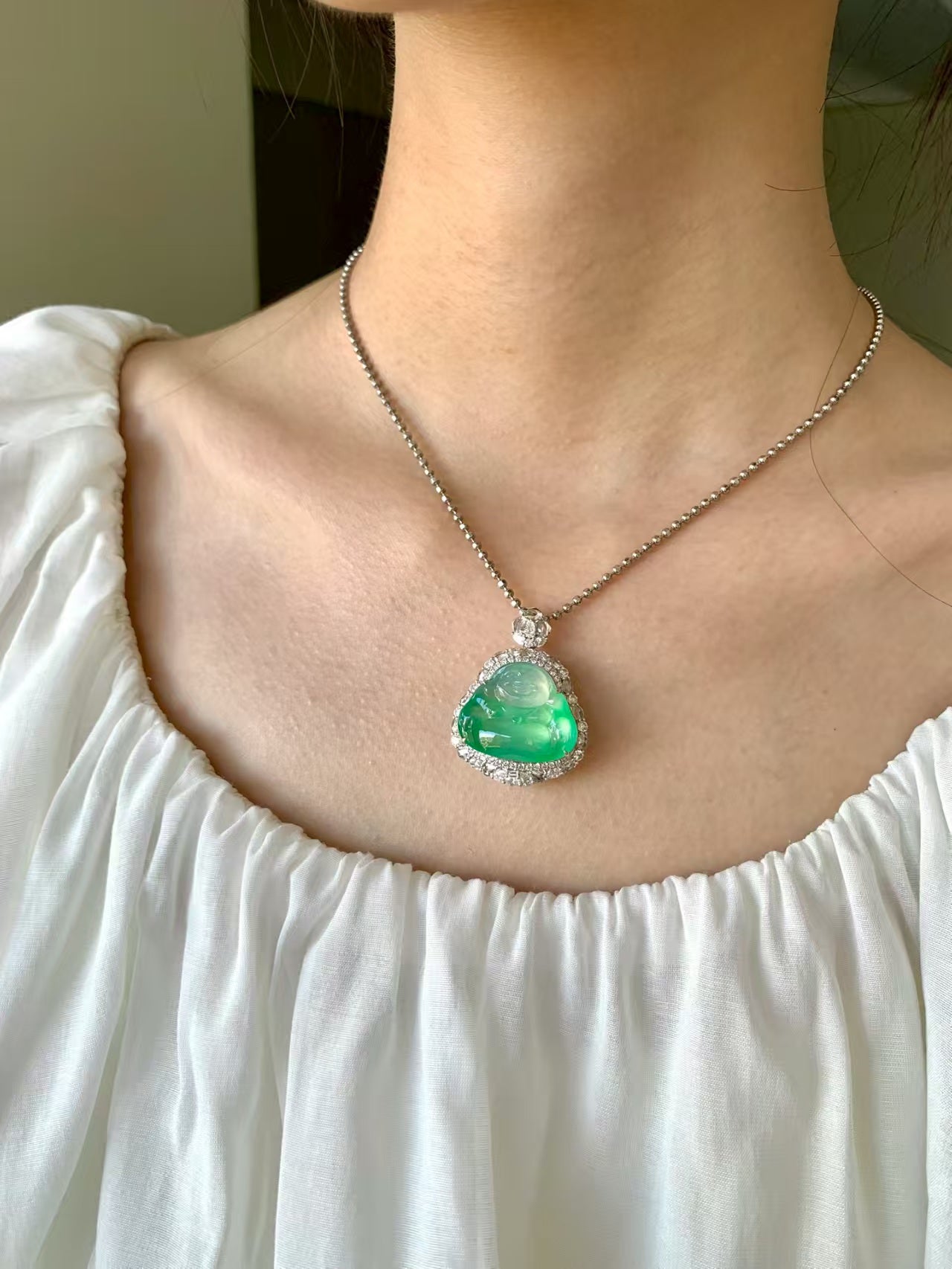 18K Gold-Inlaid Seated Buddha Pendant