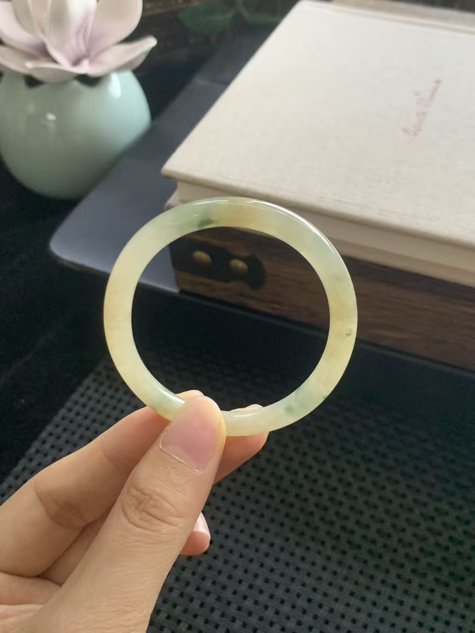 Icy, Lustrous Yellow Fei Jadeite Bracelet with Light Green Floating Hues