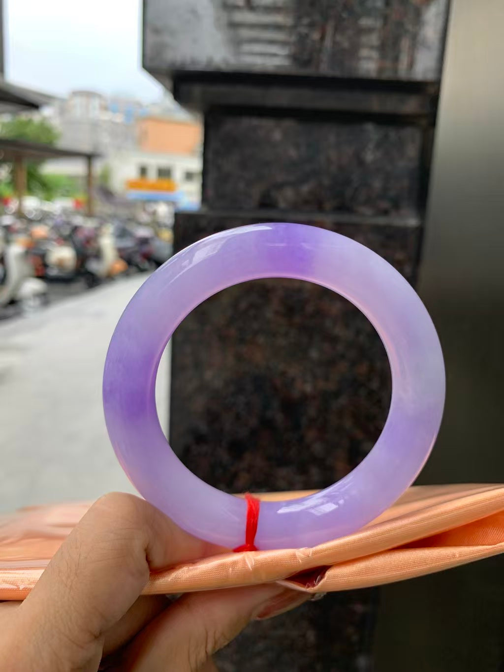 Enchanting Deep Purple Round Bangle